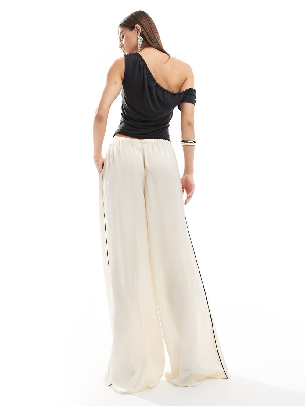 Lioness Satin Contrast Piping Wide Leg Pants Ivory Large - Picture 5 of 9